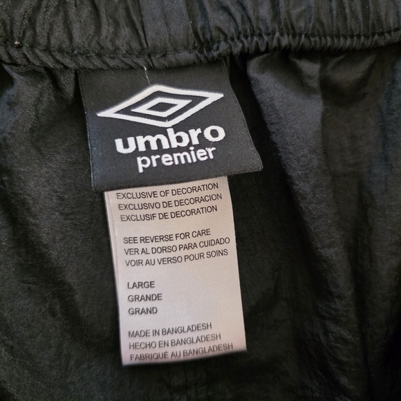 🔥RARE Umbro Premier Nylon Track Pants – Men's Size Large – Retro Y2K Style🔥 - Picture 5 of 7